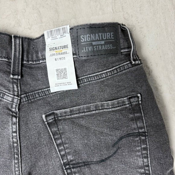 Levi Strauss jeans high rise loose straight black denim size 6 W28 - Picture 10 of 10